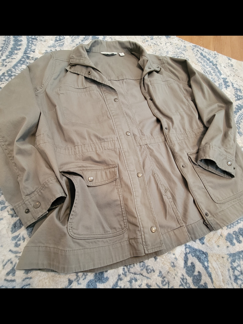 L.L. Bean Olive Utility/ Barn Drawstring Waist Jacket 1x - Picture 2 of 11